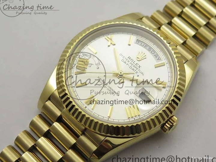 0116 Day-Date 40mm 228239 BP New Dial Version 904 YG Silver Roman Markers Dial on SS President Bracelet A Popular 2806